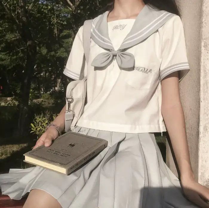 深蓝